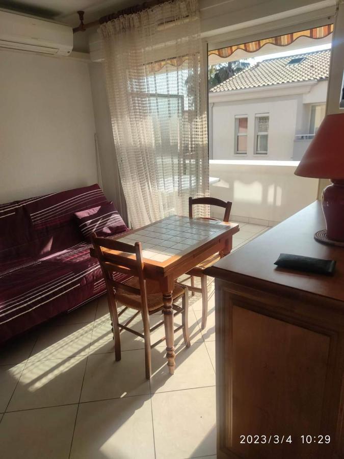 T2 Clim Avec Terrasse Et Place De Parking Privative Balaruc-les-Bains Eksteriør billede
