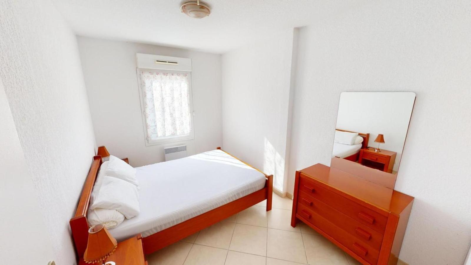 T2 Clim Avec Terrasse Et Place De Parking Privative Balaruc-les-Bains Eksteriør billede