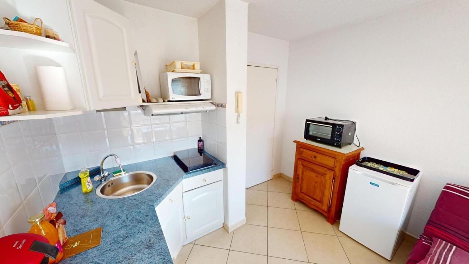 T2 Clim Avec Terrasse Et Place De Parking Privative Balaruc-les-Bains Eksteriør billede
